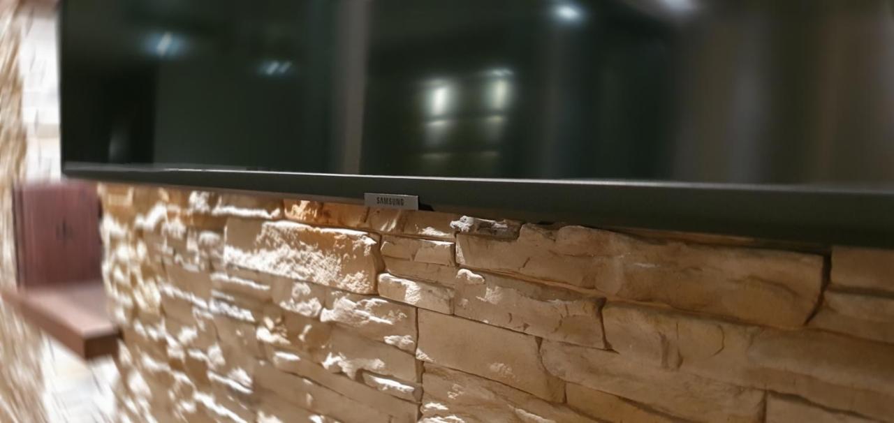 Skyview Suite - Breathtaking Views From Bed And From Jacuzzi. City Center Skyscraper Upper Floors Талин Екстериор снимка